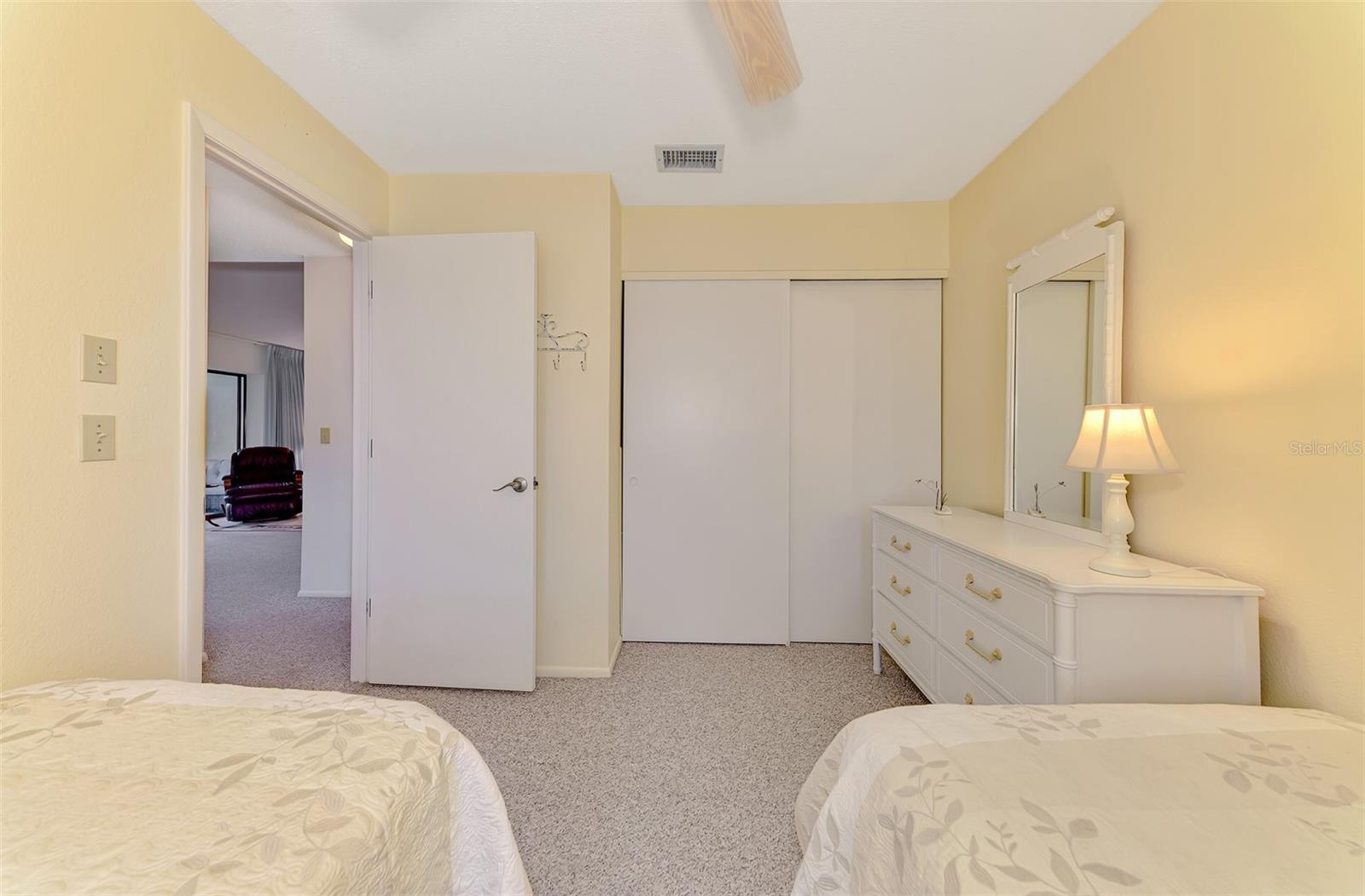 Image 40 of 66 For 1211 Capri Isles Boulevard 92