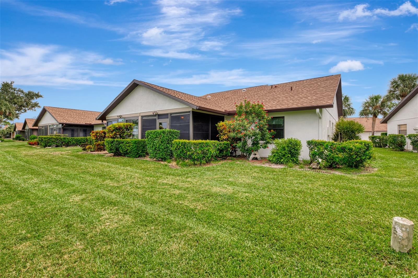 Image 46 of 66 For 1211 Capri Isles Boulevard 92