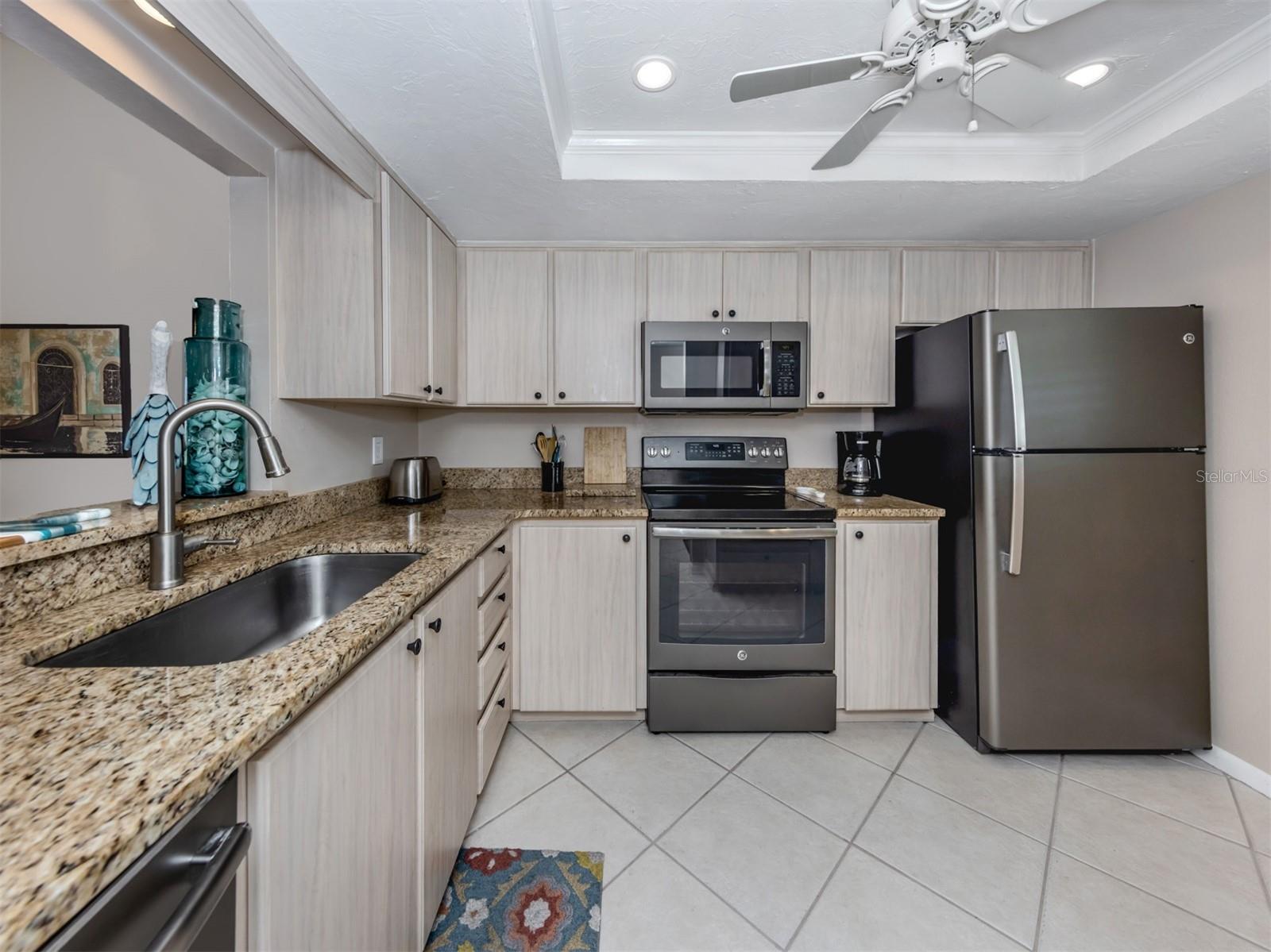 Image 19 of 63 For 1100 Capri Isles Boulevard 423