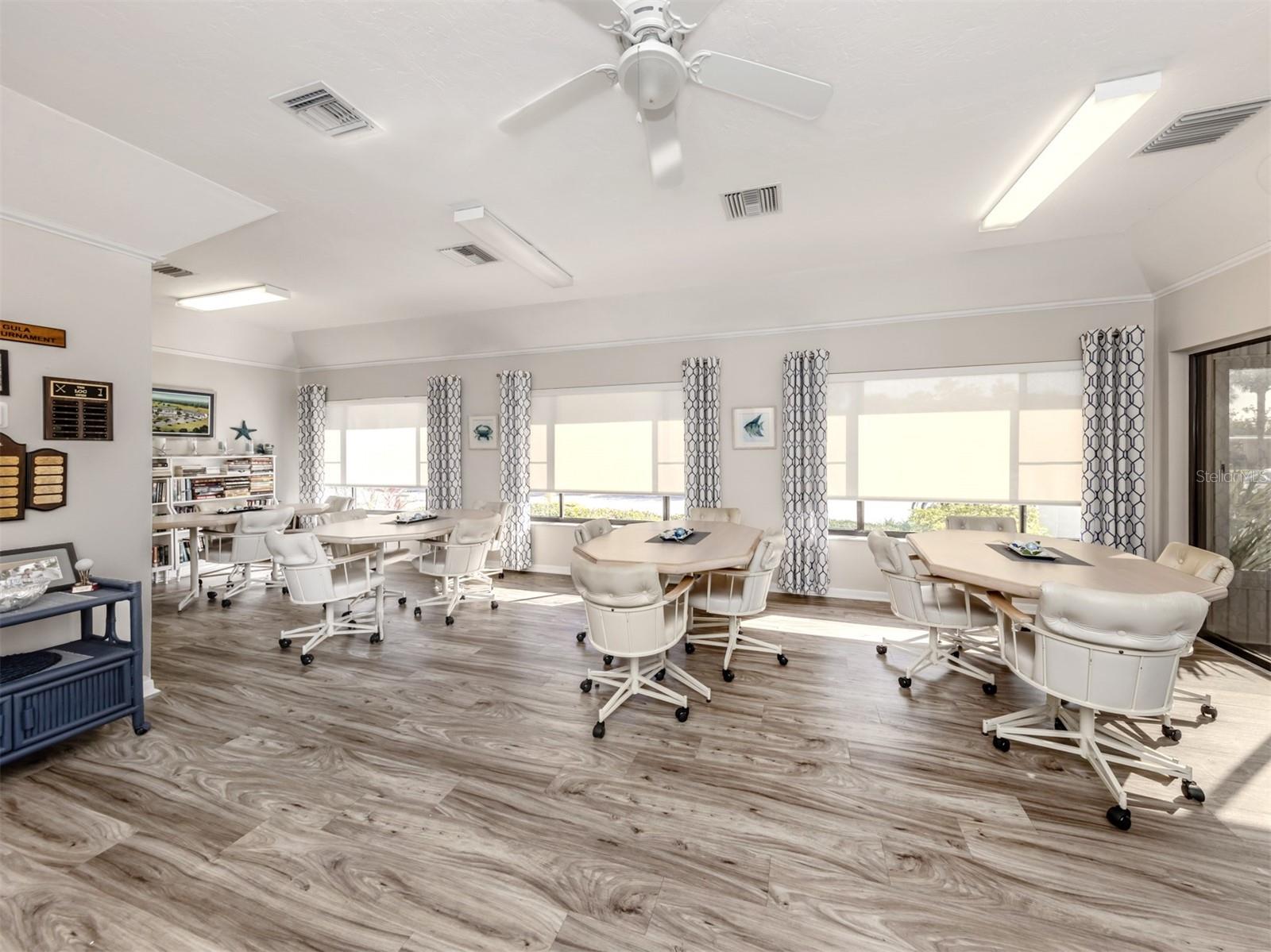 Image 31 of 63 For 1100 Capri Isles Boulevard 423
