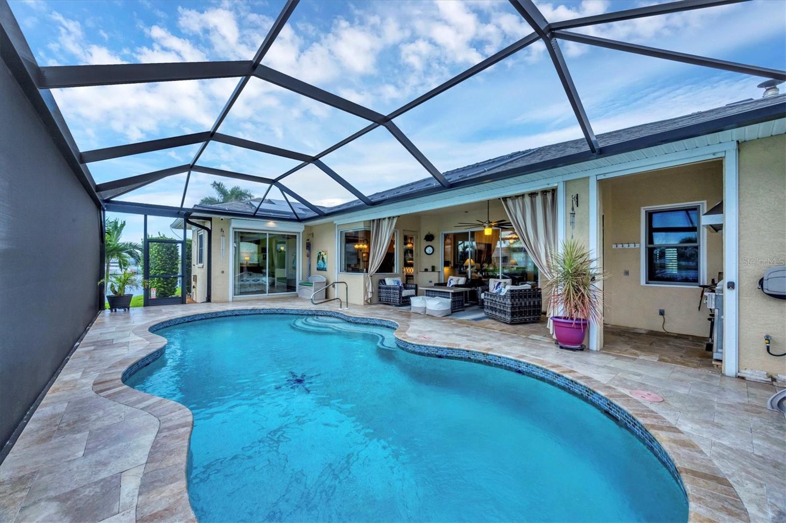 Image 10 of 65 For 4180 Surfside Court