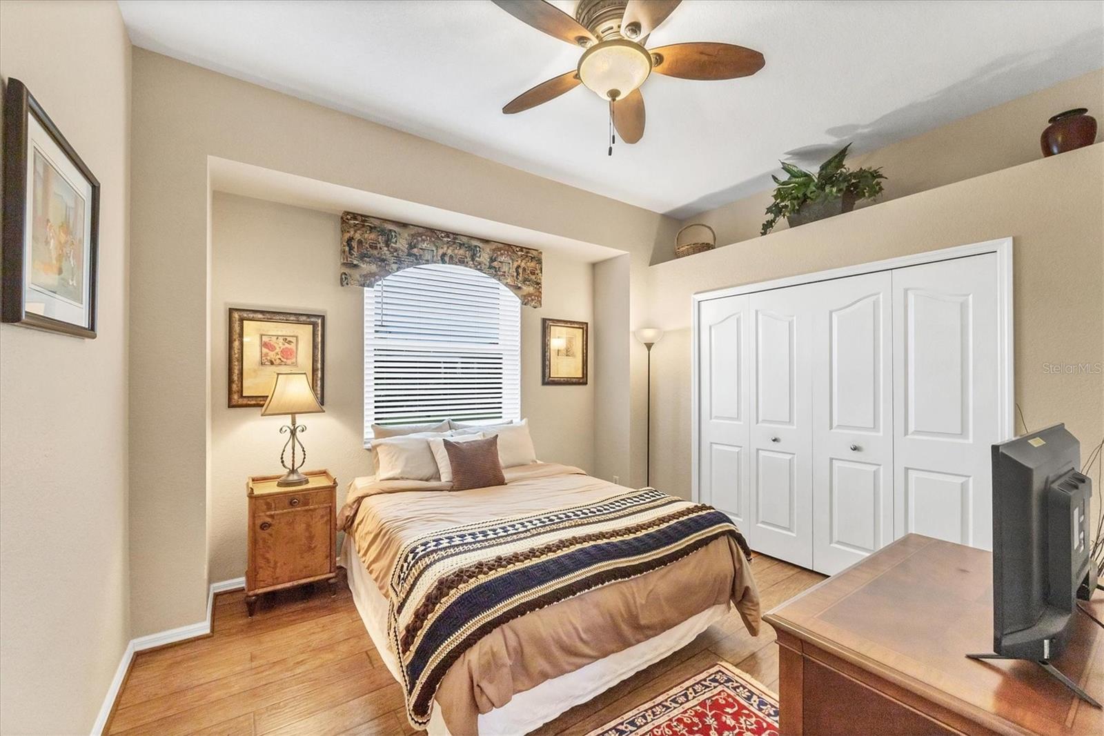Image 40 of 65 For 4180 Surfside Court
