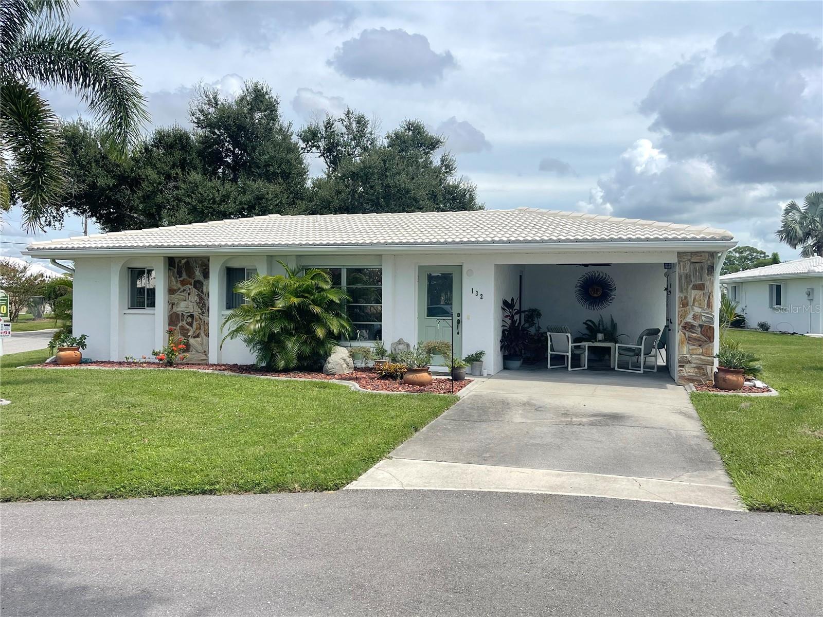 Details for 132 Circlewood Drive B1-5, VENICE, FL 34293