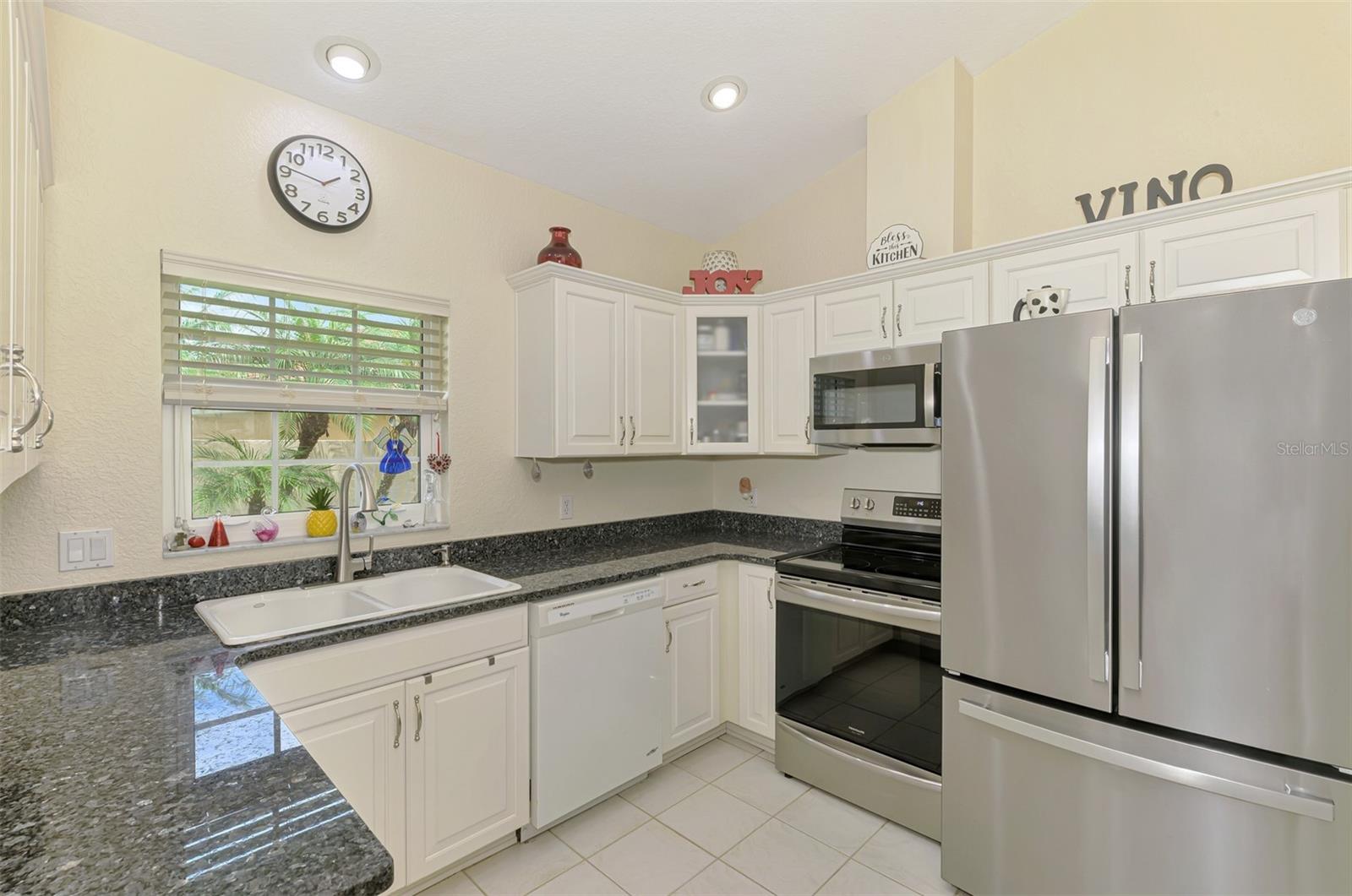 Image 7 of 22 For 1209 Berkshire Circle