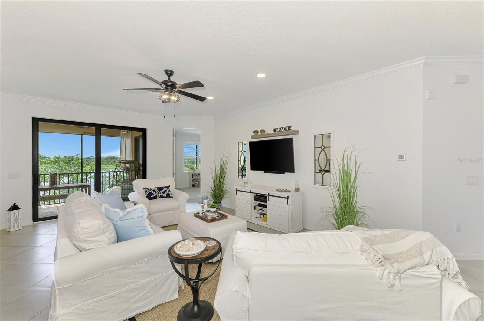 Image 16 of 98 For 10797 Tarflower Drive 201