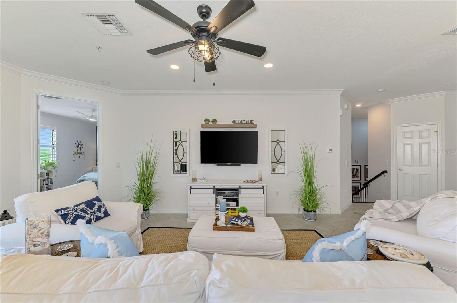 Image 17 of 98 For 10797 Tarflower Drive 201