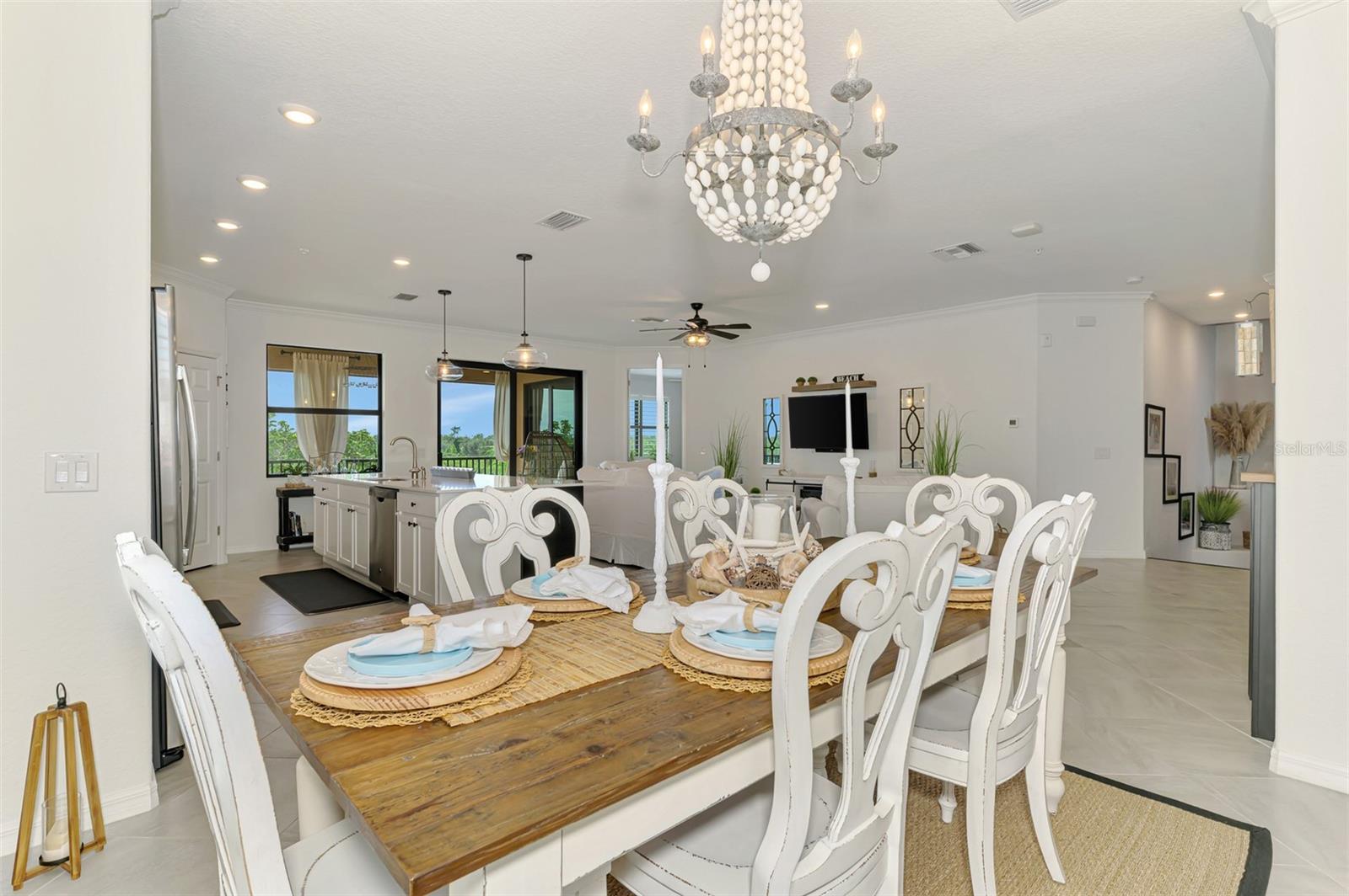 Image 22 of 98 For 10797 Tarflower Drive 201