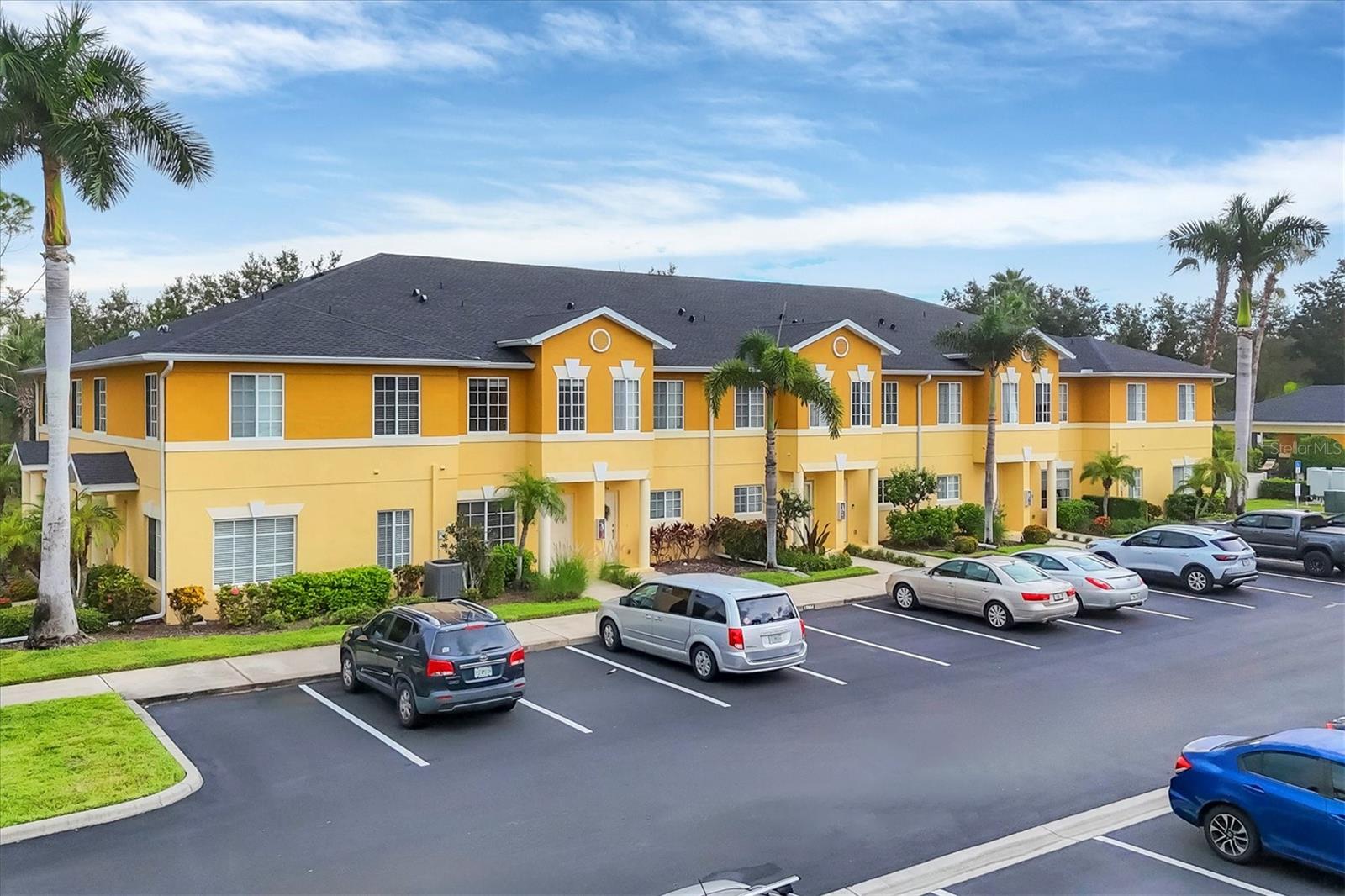 Image 3 of 47 For 12950 Tigers Eye Drive