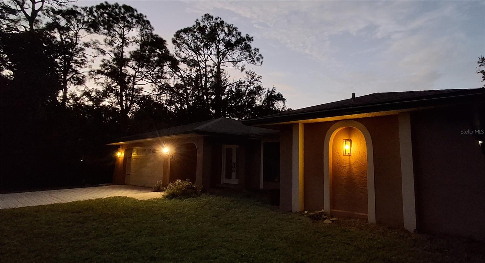 Image 3 of 63 For 3810 Albin Avenue