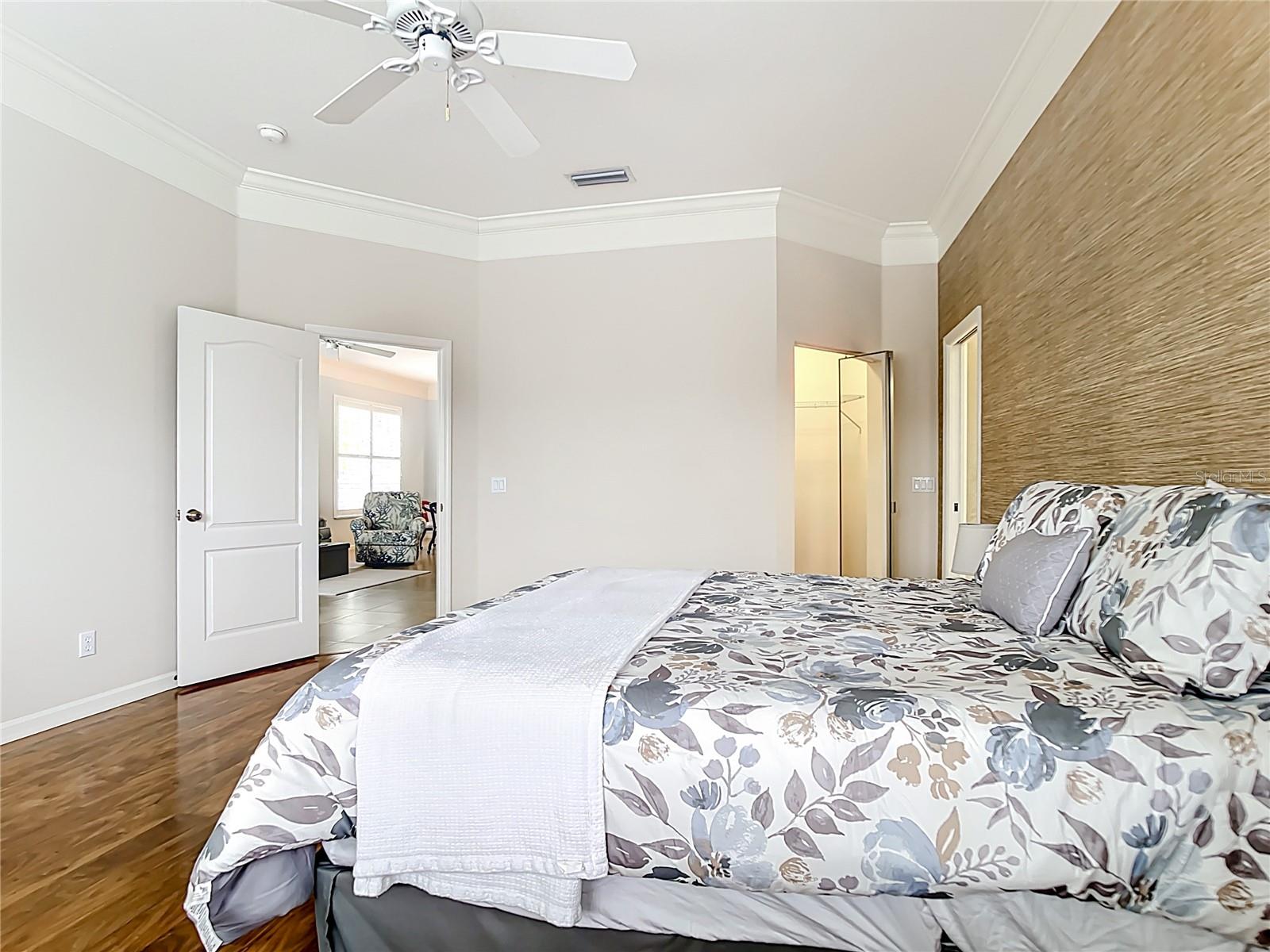 Image 38 of 78 For 902 Tartan Drive 29