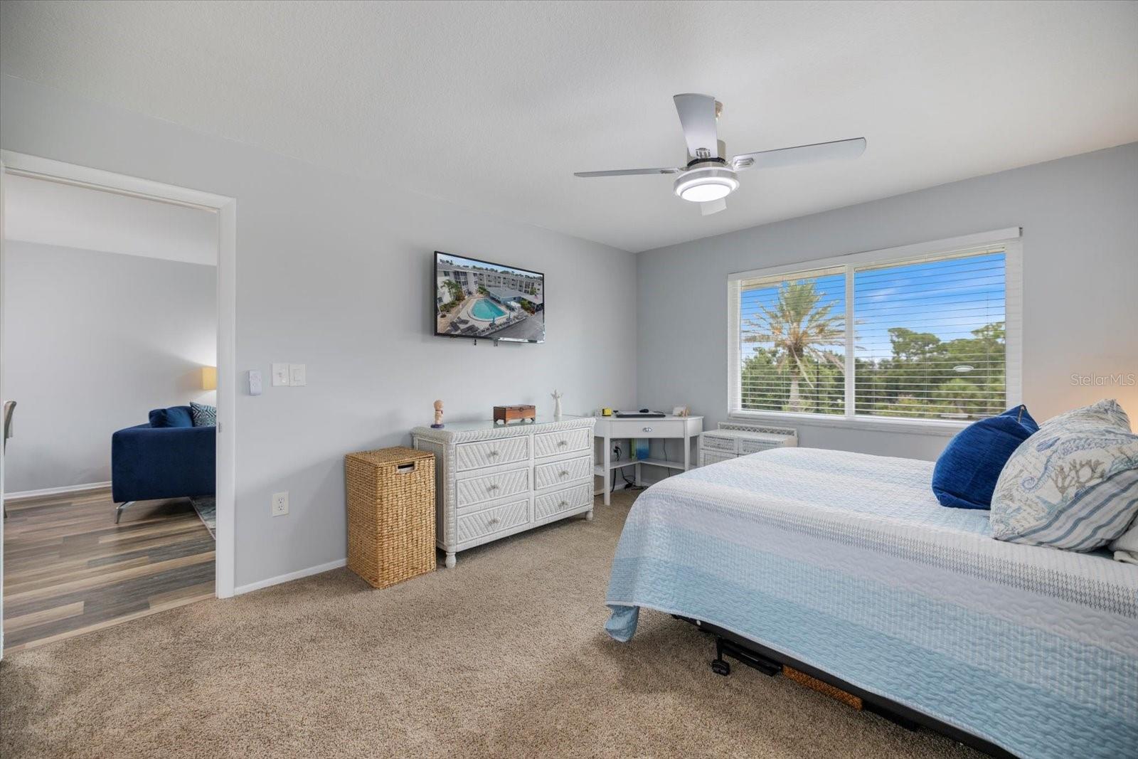 Image 20 of 27 For 708 Tamiami Trail S 306