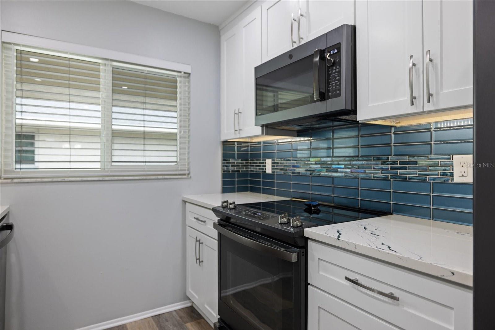 Image 4 of 27 For 708 Tamiami Trail S 306