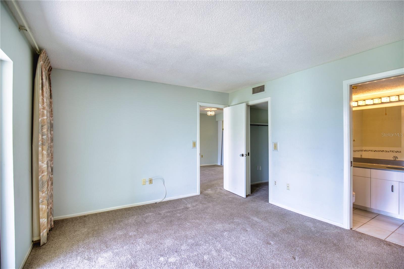 Image 14 of 25 For 102 Capri Isles Boulevard 207