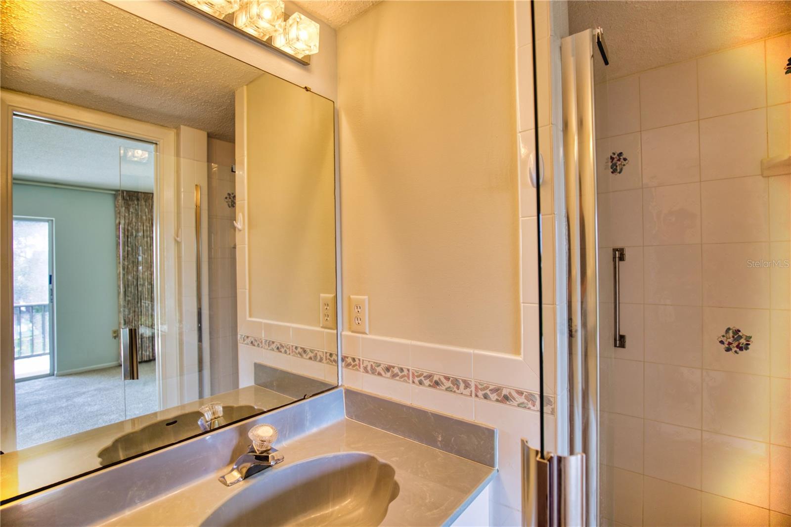 Image 16 of 25 For 102 Capri Isles Boulevard 207