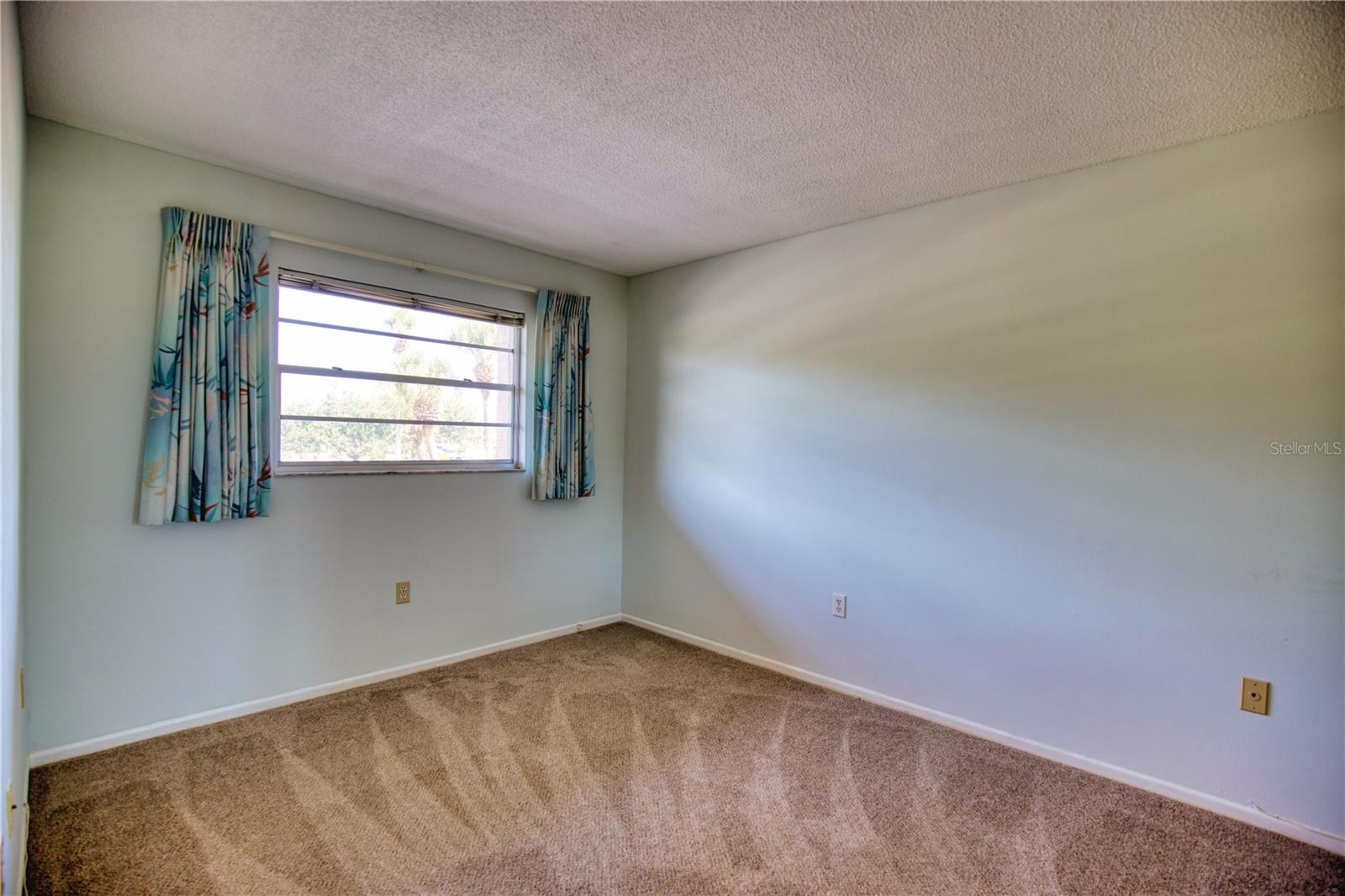 Image 18 of 25 For 102 Capri Isles Boulevard 207