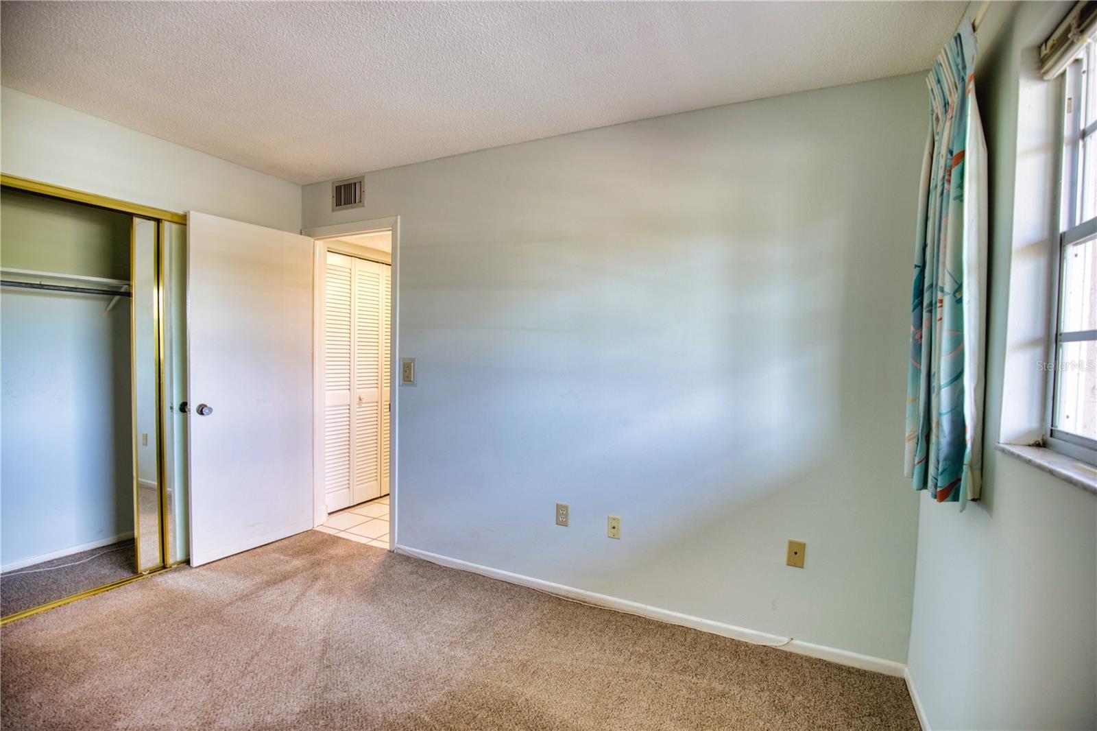 Image 20 of 25 For 102 Capri Isles Boulevard 207