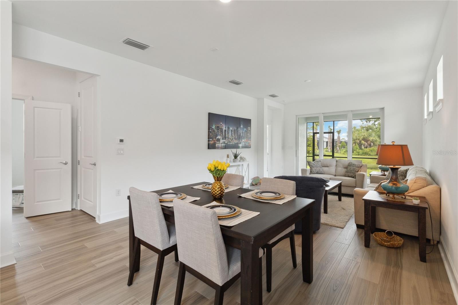 Image 5 of 73 For 25508 Royal Tern Lane