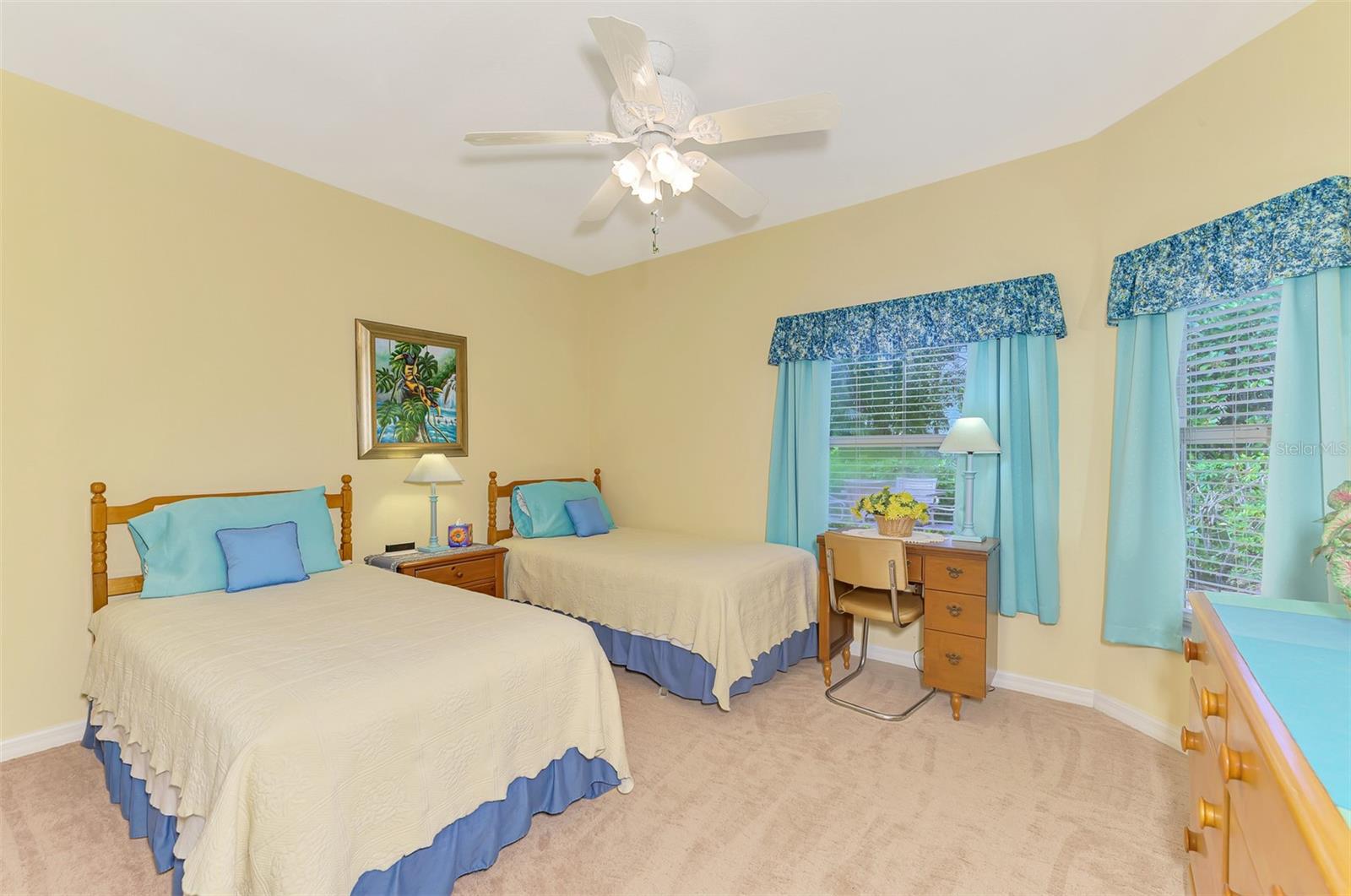 Image 33 of 62 For 1085 Yosemite Drive