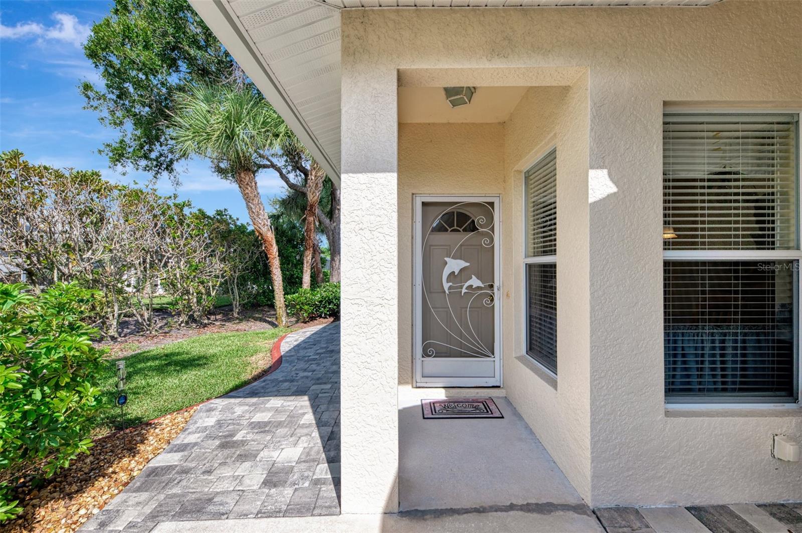 Image 6 of 62 For 1085 Yosemite Drive