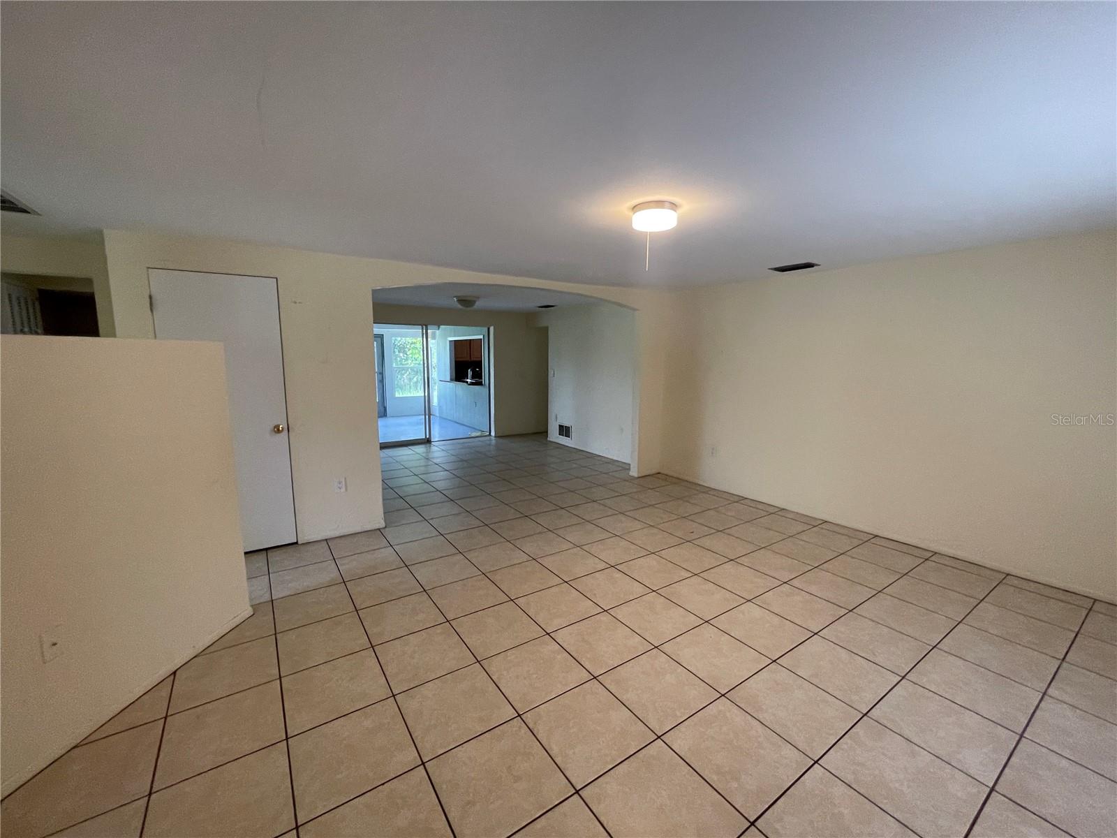 Image 4 of 13 For 138 Golf Club Lane