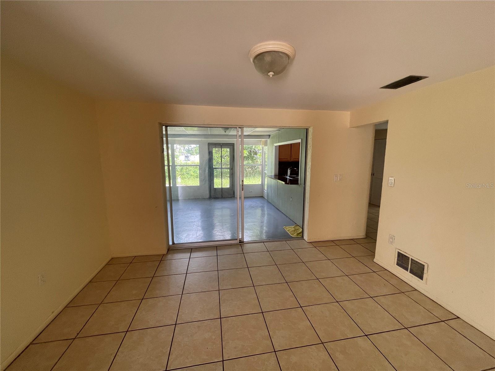 Image 5 of 13 For 138 Golf Club Lane