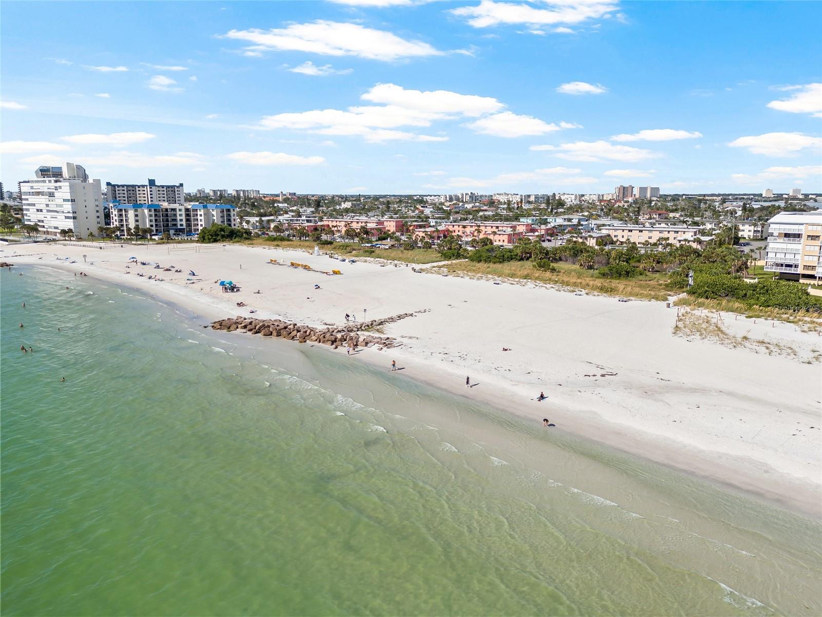 Image 16 of 18 For 6700 Sunset Way 403