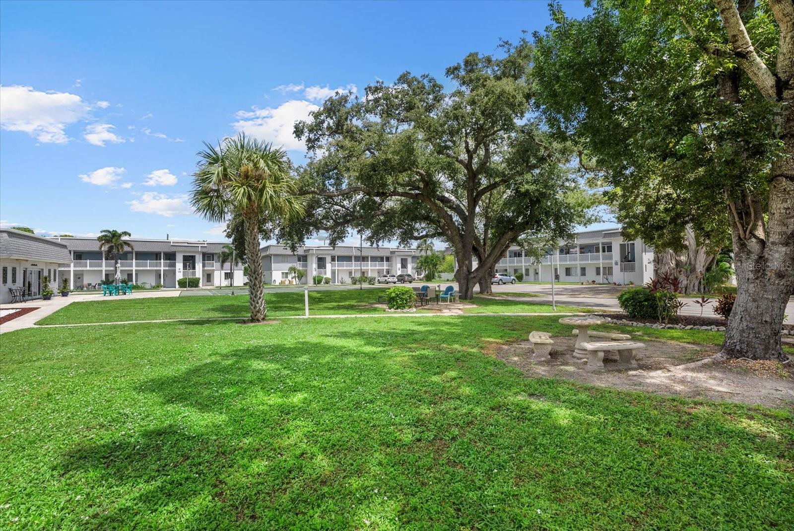 Image 22 of 25 For 22375 Edgewater Drive 241