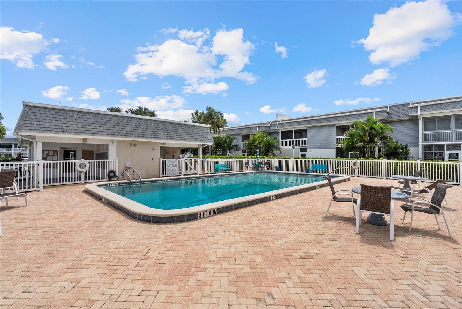 Image 24 of 25 For 22375 Edgewater Drive 241
