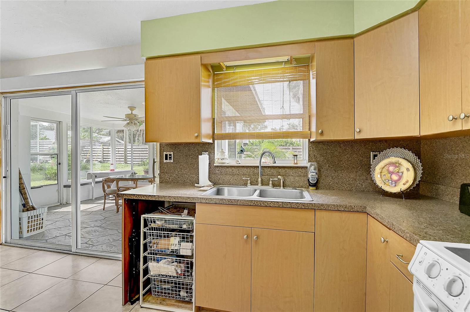 Image 10 of 30 For 4202 Pompano Road