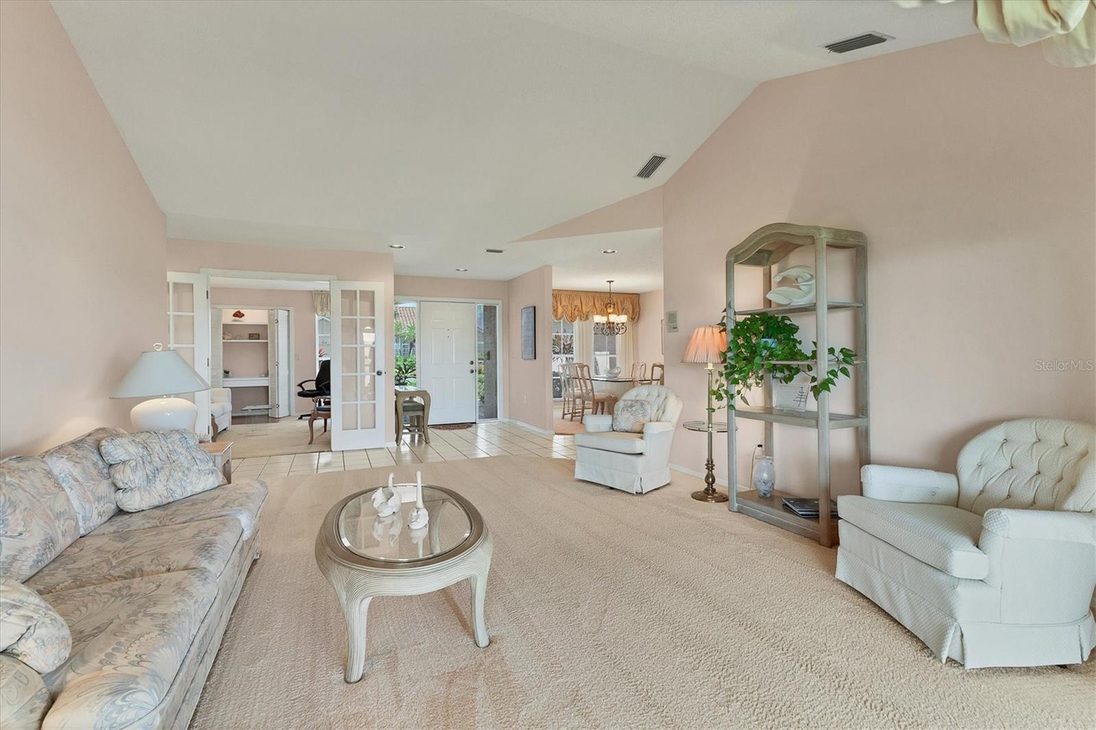 Image 5 of 54 For 1517 Waterford Drive