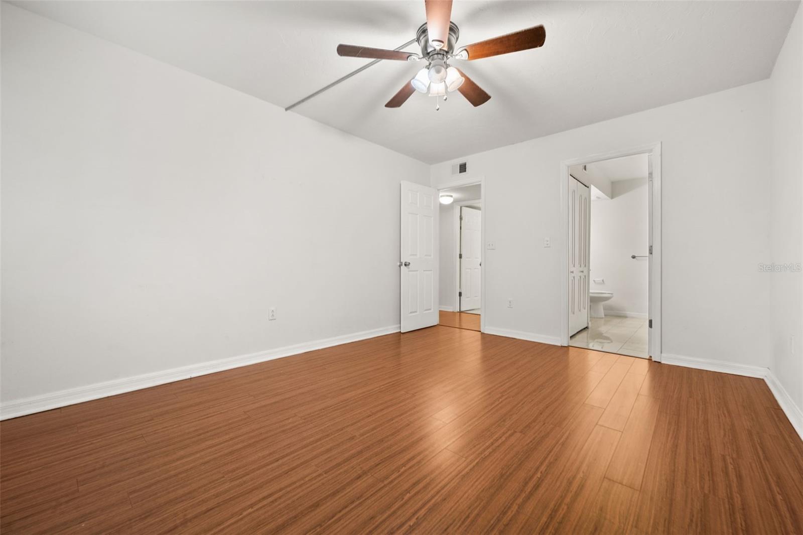 Image 21 of 26 For 2938 Clark Road 103