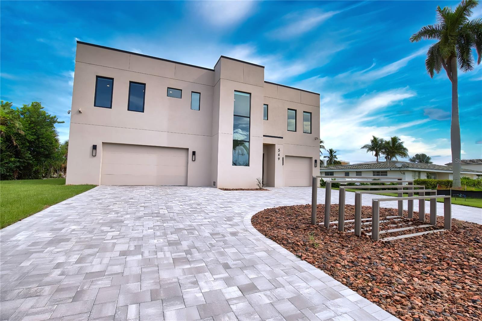Image 3 of 61 For 569 Rountree Drive
