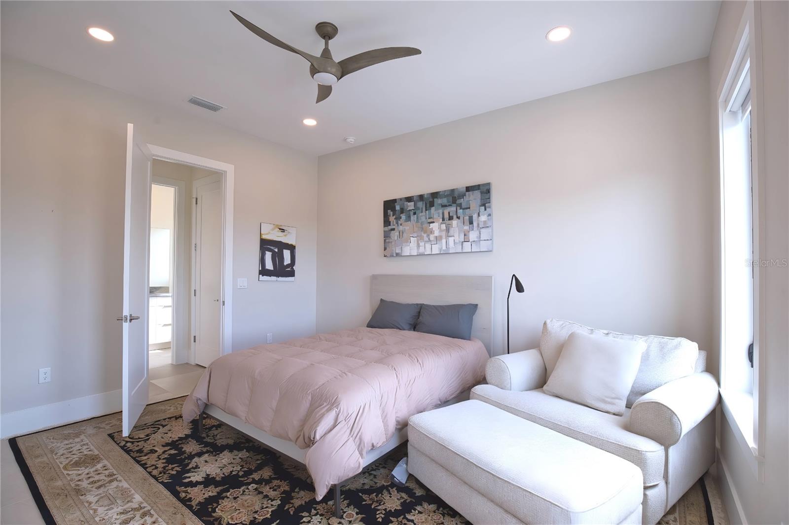 Image 30 of 61 For 569 Rountree Drive