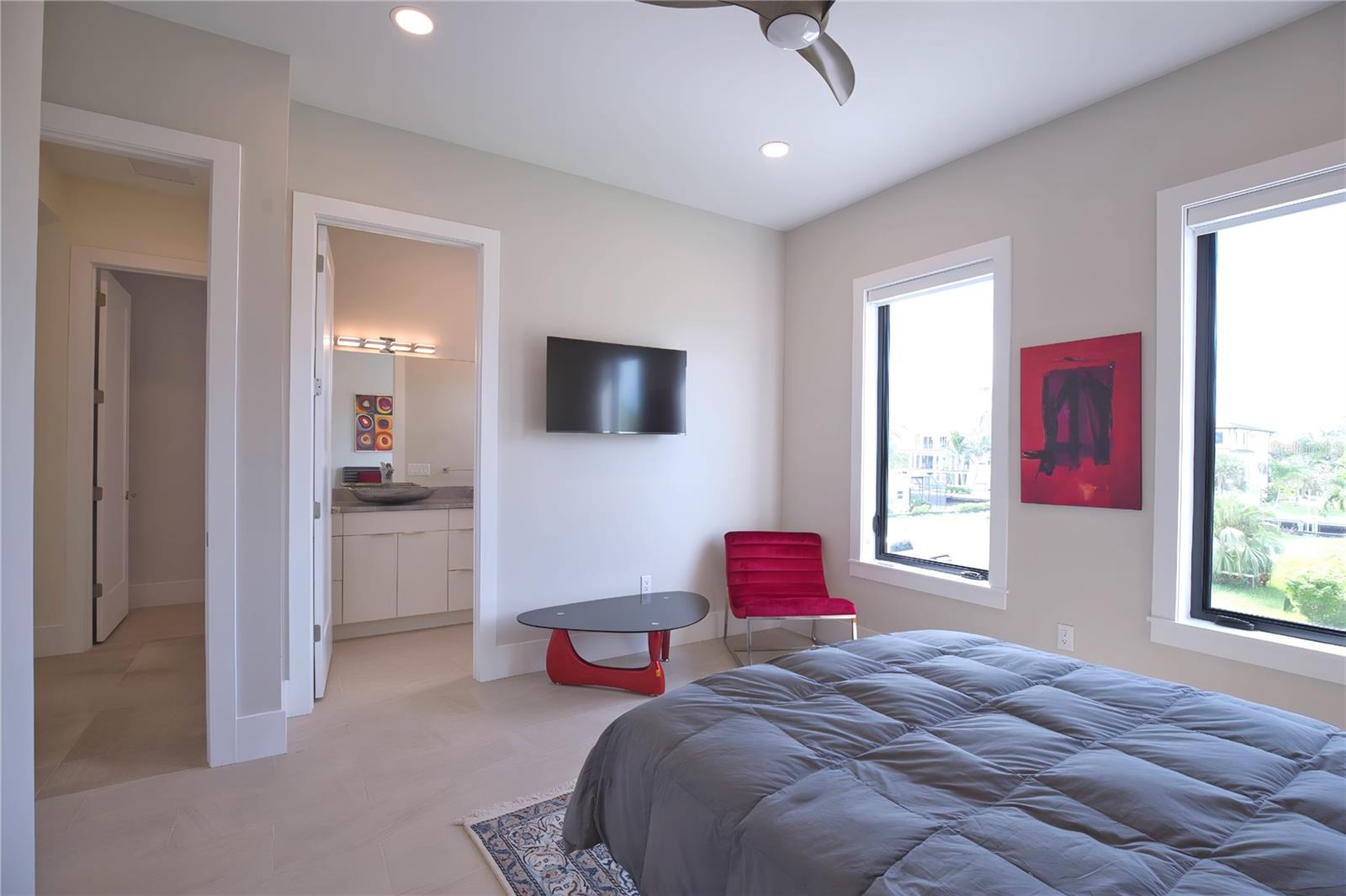 Image 33 of 61 For 569 Rountree Drive