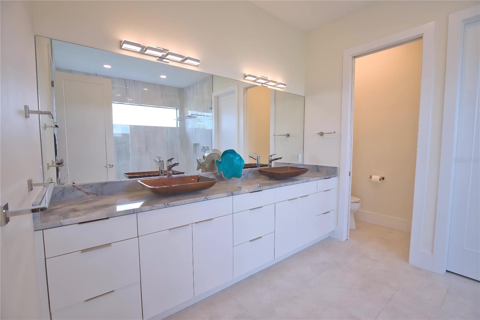 Image 38 of 61 For 569 Rountree Drive