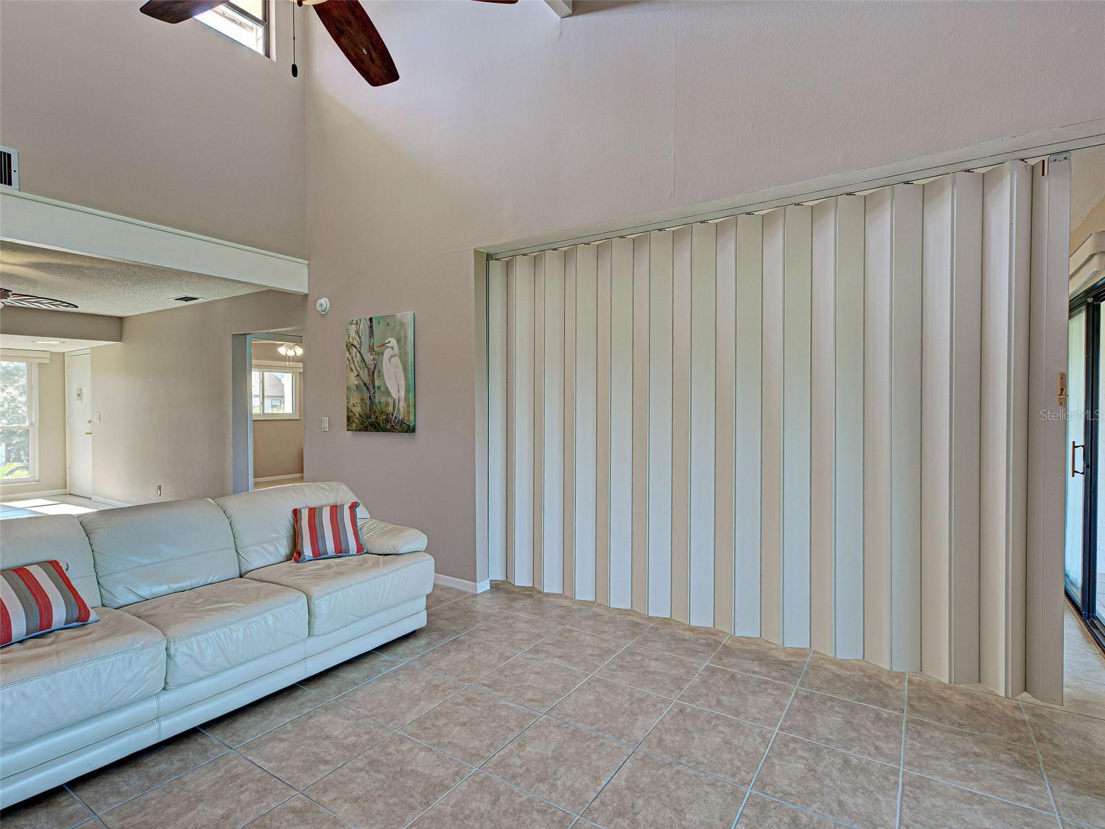 Image 30 of 75 For 990 Bird Bay Way 258