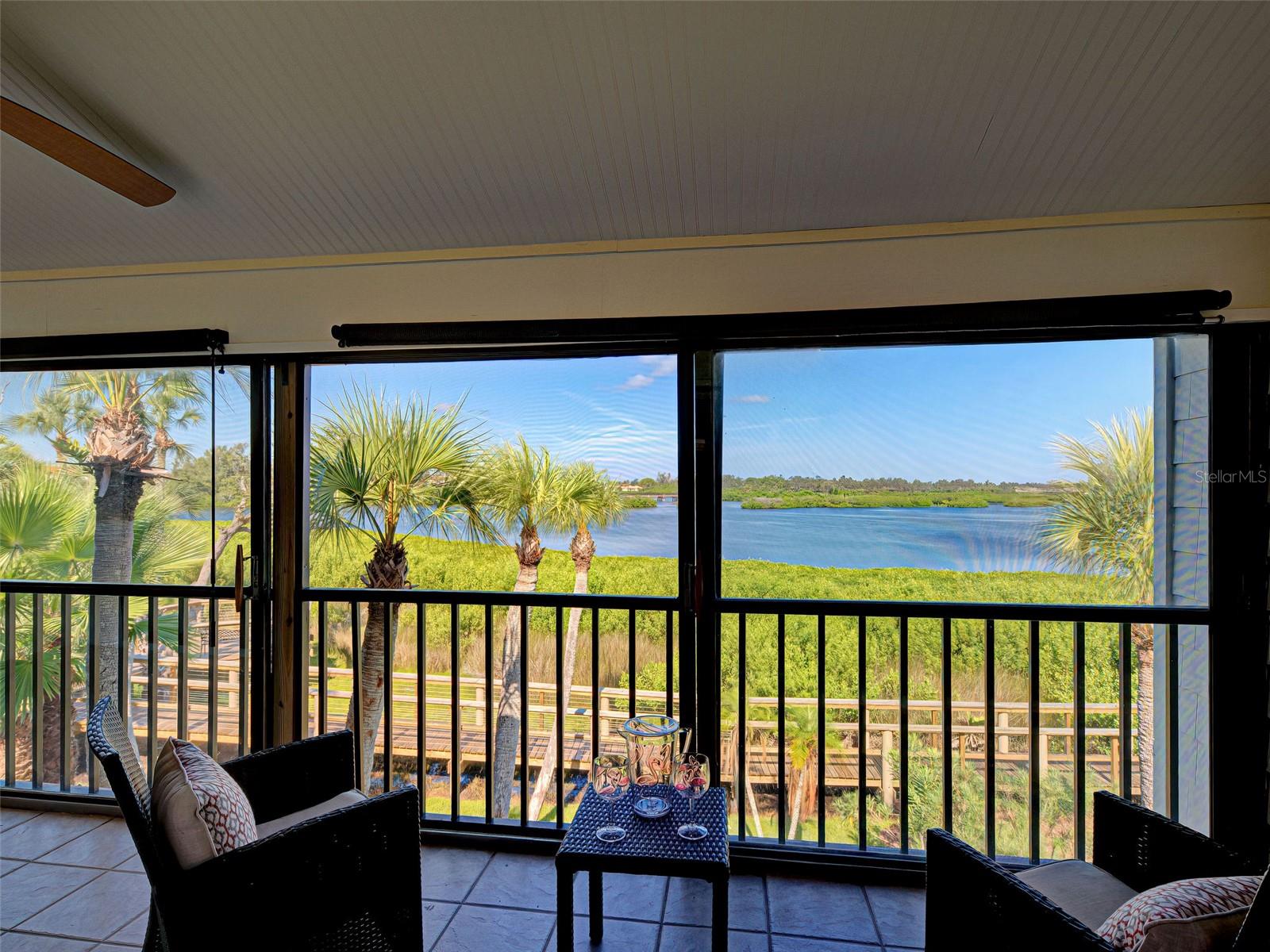 Image 4 of 75 For 990 Bird Bay Way 258