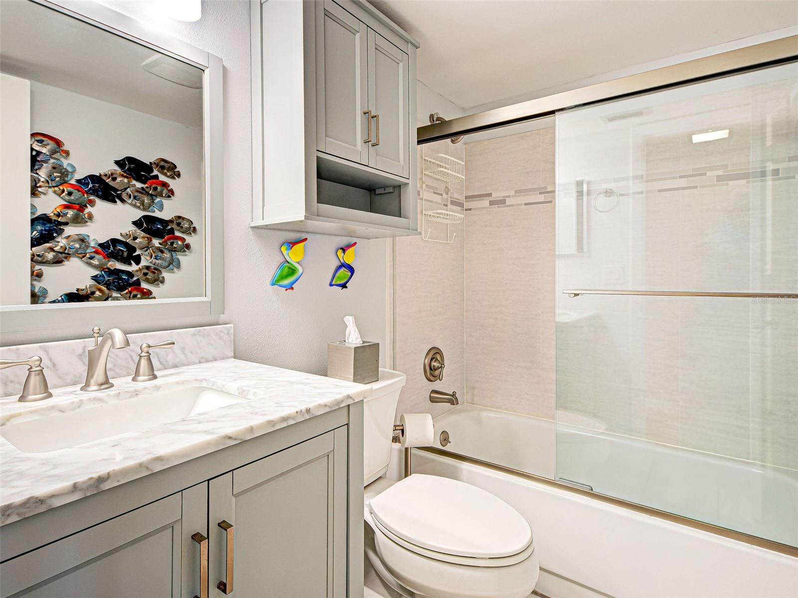Image 43 of 75 For 990 Bird Bay Way 258