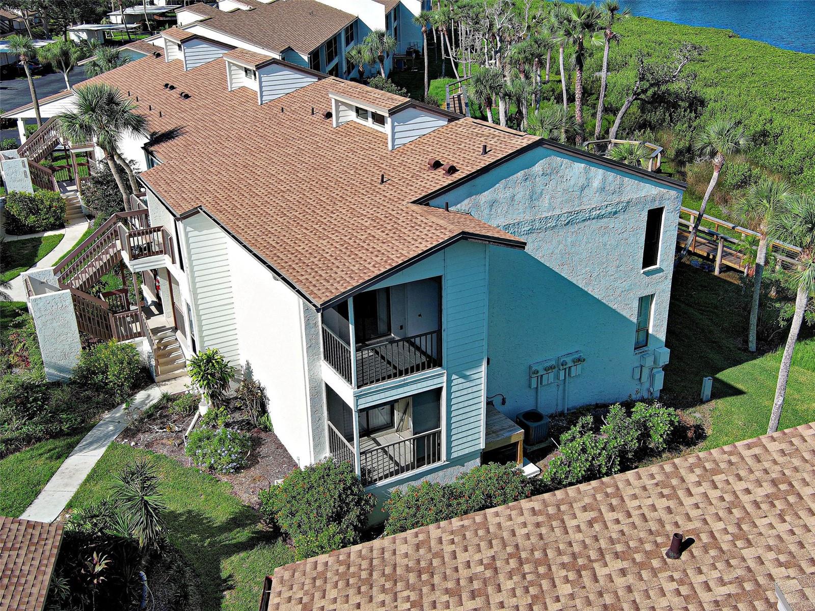 Image 52 of 75 For 990 Bird Bay Way 258