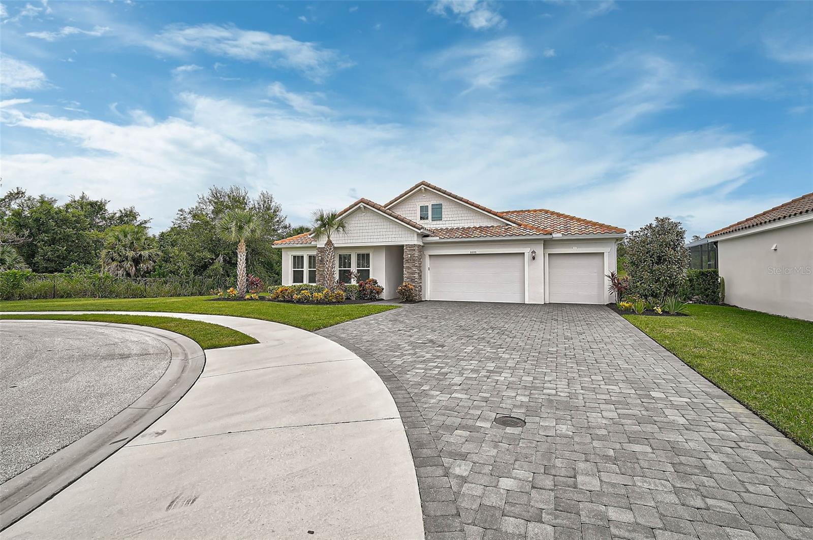 Image 38 of 52 For 6600 Dovekey Drive