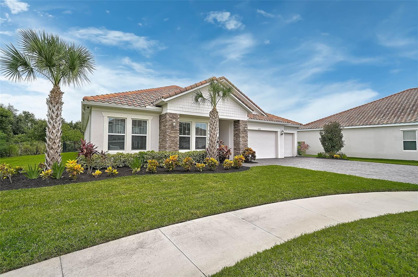 Image 46 of 52 For 6600 Dovekey Drive