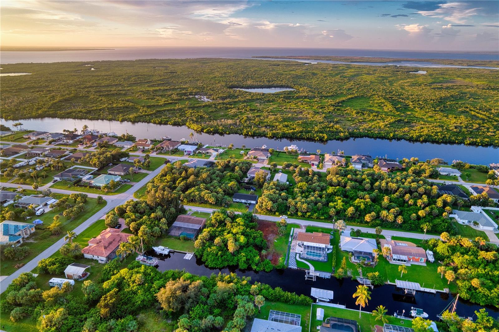 Image 10 of 20 For 18522 Ayrshire Circle