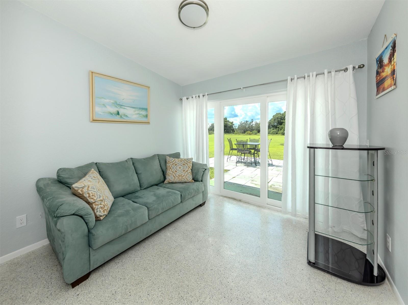 Image 18 of 41 For 2500 Aquilos Court