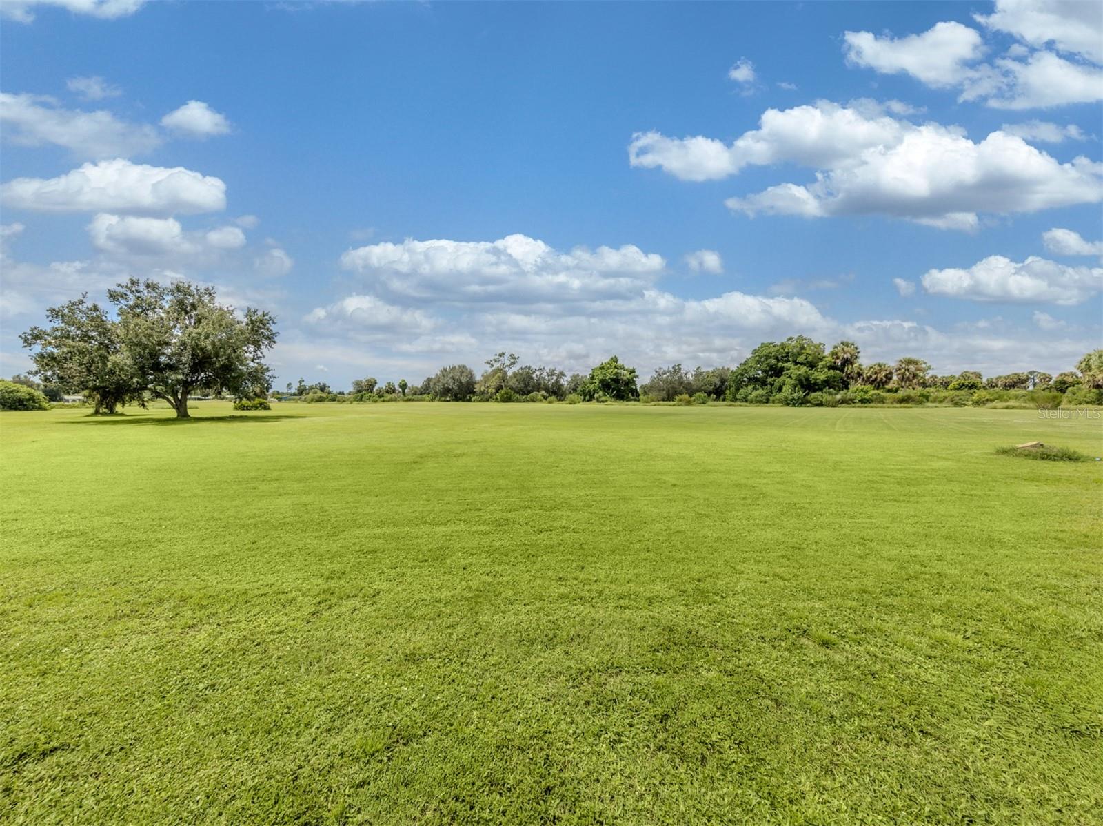 Image 28 of 41 For 2500 Aquilos Court