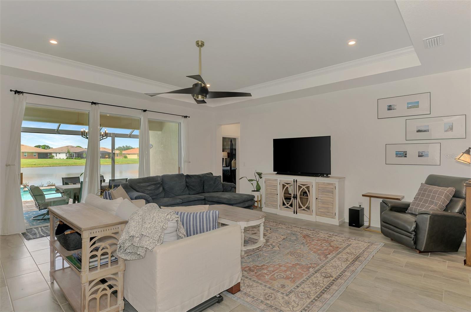 Image 12 of 100 For 20237 Bandera Place