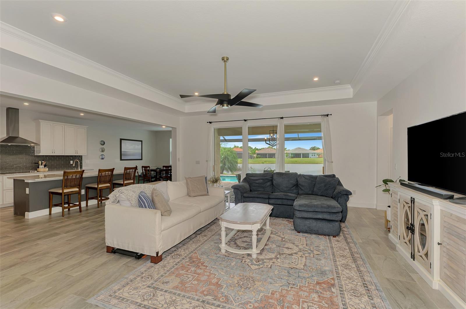 Image 13 of 100 For 20237 Bandera Place