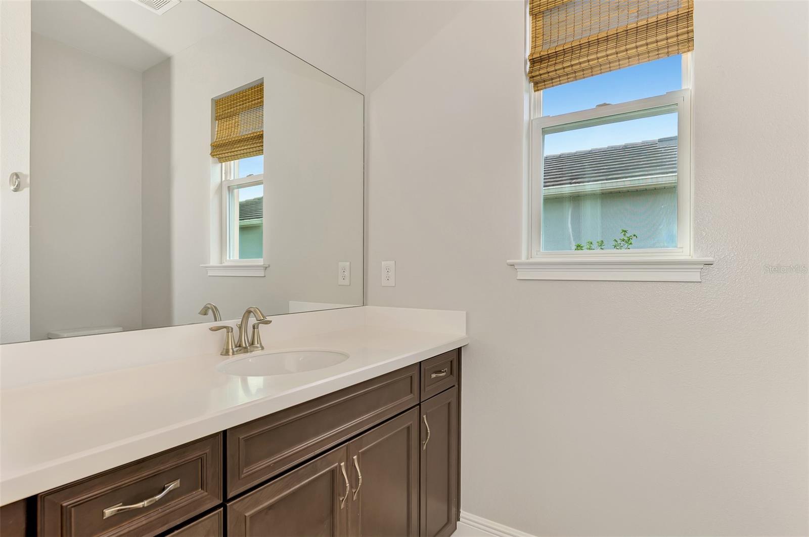 Image 34 of 100 For 20237 Bandera Place