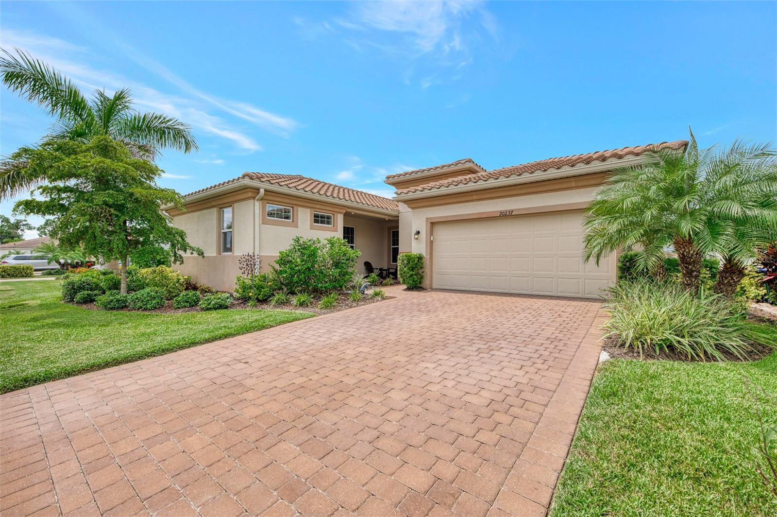 Image 5 of 100 For 20237 Bandera Place