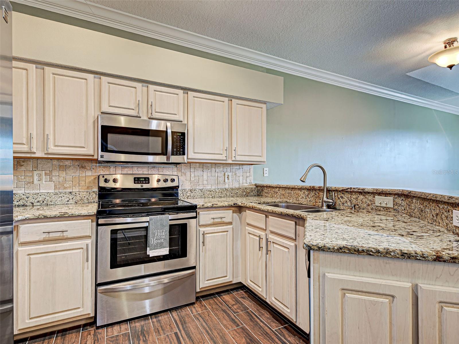 Image 12 of 41 For 1801 Highland Road