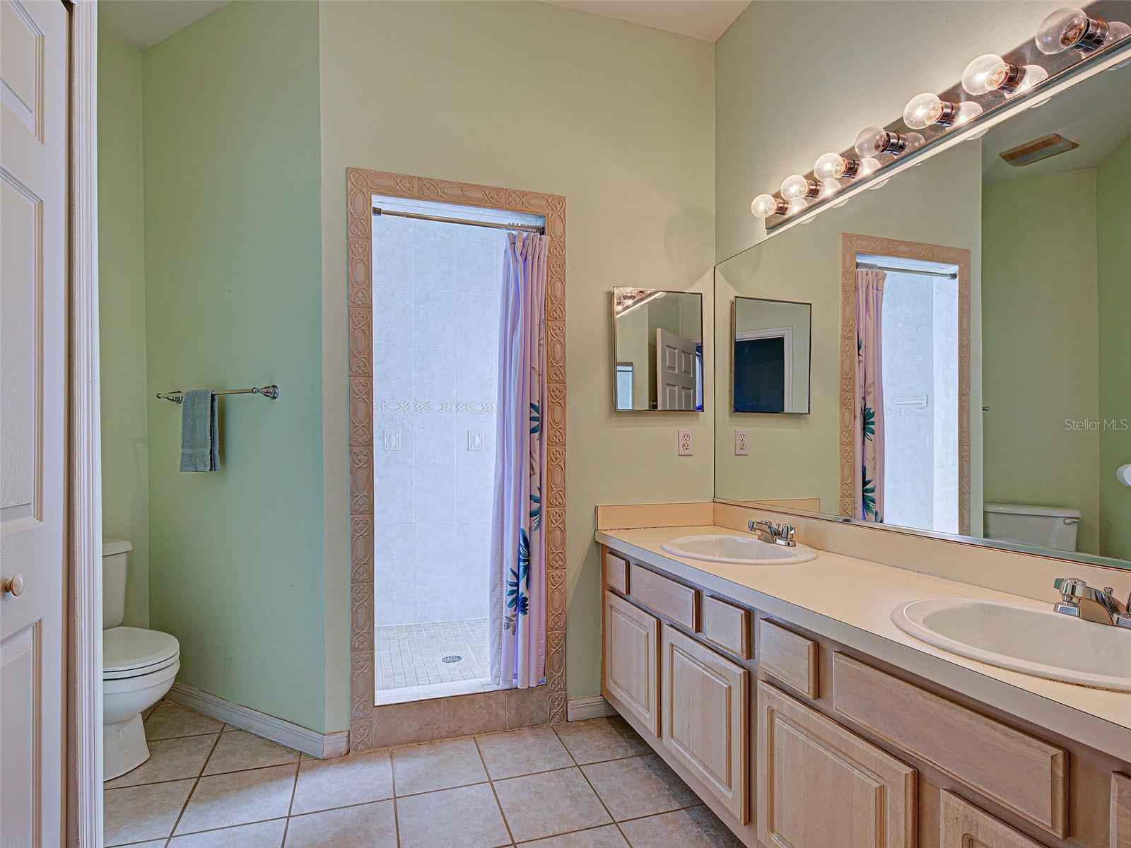 Image 22 of 41 For 1801 Highland Road